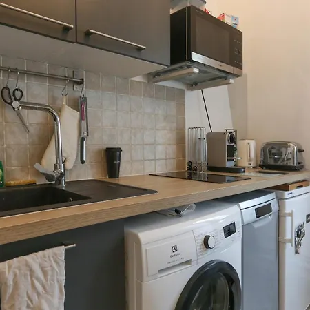 Apartment Magnificent Renovated In 17th Paris